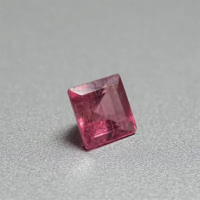 Turmalín 1,49 ct, Afrika