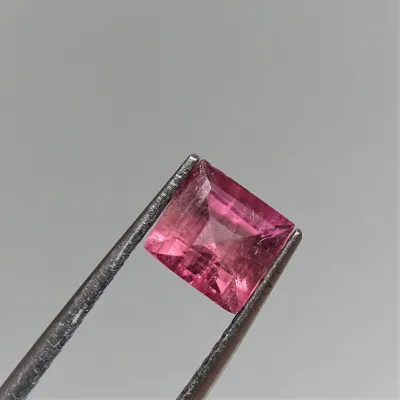 Turmalín 1,49 ct, Afrika