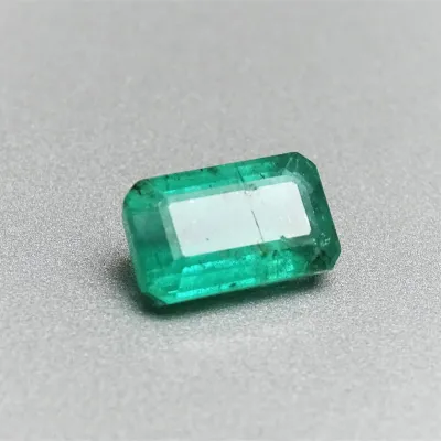 Smaragd přírodní broušený 2,78 ct, Zambie