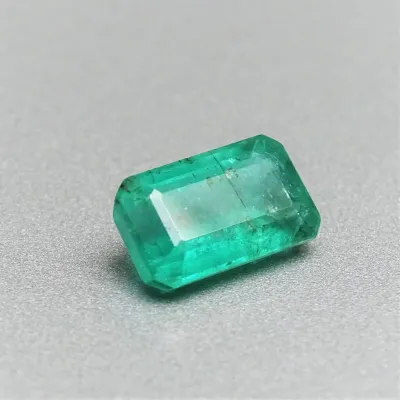 Smaragd přírodní broušený 2,78 ct, Zambie