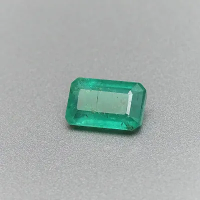 Smaragd přírodní broušený 2,78 ct, Zambie