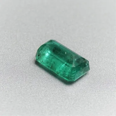 Smaragd přírodní broušený 2,78 ct, Zambie