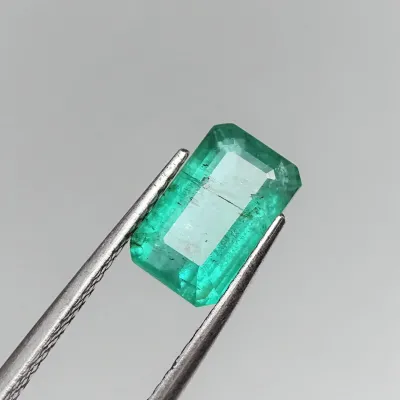 Smaragd přírodní broušený 2,78 ct, Zambie