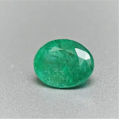 Smaragd přírodní broušený 3,67 ct, Zambie