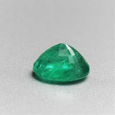 Smaragd přírodní broušený 3,67 ct, Zambie