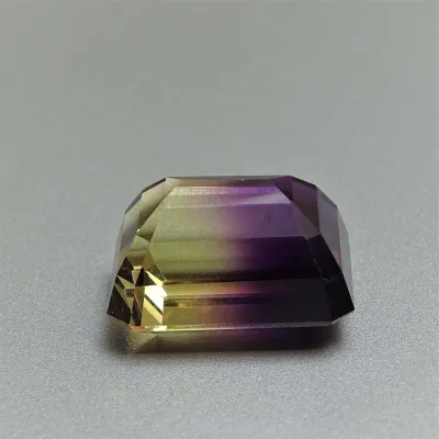 Ametrín broušený 53,94 ct, Bolívie