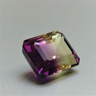 Ametrín broušený 53,94 ct, Bolívie