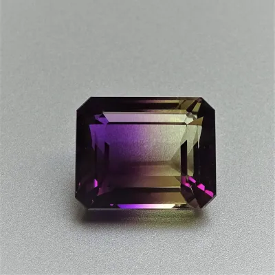 Ametrín broušený 53,94 ct, Bolívie