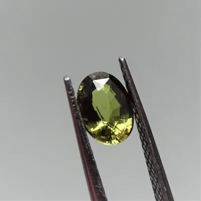 Alexandrit drahokam 1,20ct, Srí Lanka, CGL certifikát