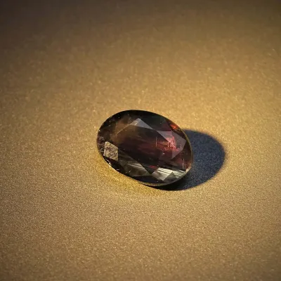 Alexandrit top kvalita - 2,13 ct Rusko Ural CGL (Ceylon Gem Lab) member of the GIA certificate