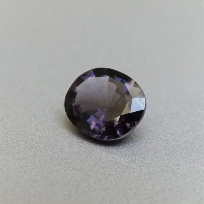 Spinel - 3,44 ct, Srí Lanka, certifikát CGL (Ceylon Gem Lab) člen asociace GIA