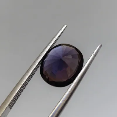 Spinel - 3,44 ct, Srí Lanka, certifikát CGL (Ceylon Gem Lab) člen asociace GIA