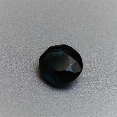 Spinel - 1,51 ct, Srí Lanka, certifikát CGL (Ceylon Gem Lab) člen asociace GIA