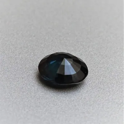 Spinel - 1,51 ct, Srí Lanka, certifikát CGL (Ceylon Gem Lab) člen asociace GIA