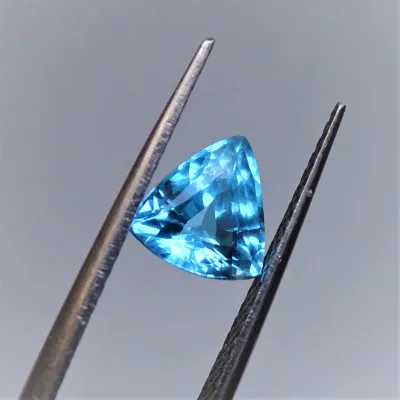 Topaz modrý 2,28 ct, Srí Lanka