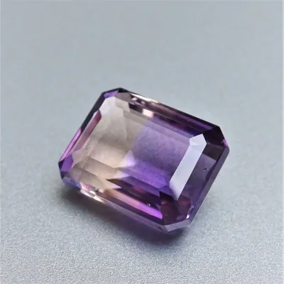 Ametrín broušený 18,67 ct, Bolívie