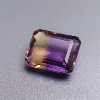 Ametrín broušený 16,80 ct, Bolívie