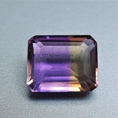 Ametrín broušený 16,80 ct, Bolívie