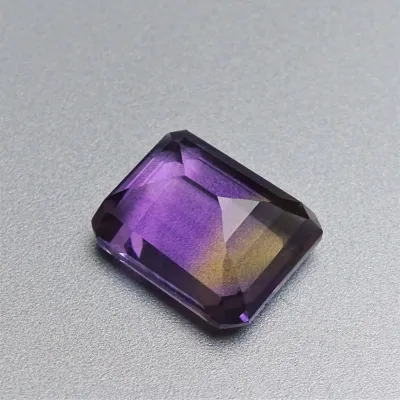 Ametrín broušený 16,80 ct, Bolívie