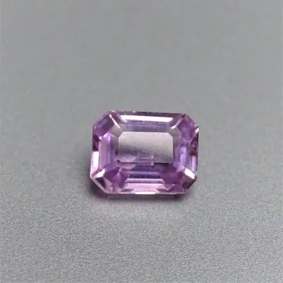 Kunzit broušený top kvalita 5,38 ct, Afganistán