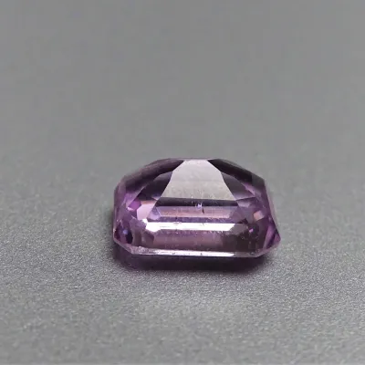 Kunzit broušený top kvalita 5,38 ct, Afganistán