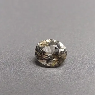 Sinhalit - 1,22 ct, Srí Lanka