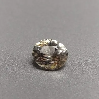 Sinhalit - 1,22 ct, Srí Lanka