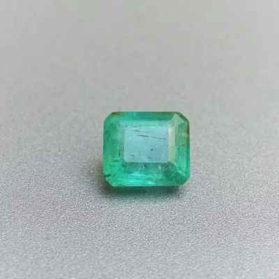 Smaragd přírodní broušený 1,92ct, Kolumbie