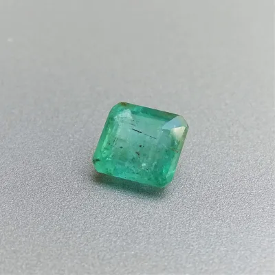 Smaragd přírodní broušený 1,92ct, Kolumbie