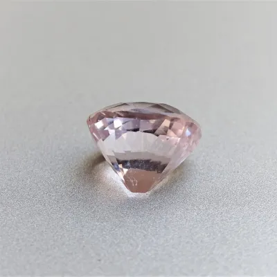 Kunzit broušený top kvalita 5,03ct, Afganistán