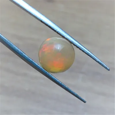 Etiopský opál kabošon 2,5ct, Etiopie