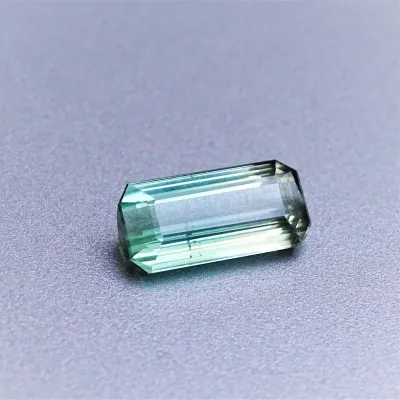 Turmalín přírodní bicolor 4,80ct, Brazil