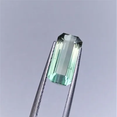 Turmalín přírodní bicolor 4,80ct, Brazil