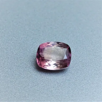 Turmalín přírodní rubelit 3,26ct, Brazil