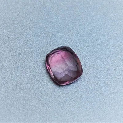 Turmalín přírodní rubelit 3,26ct, Brazil