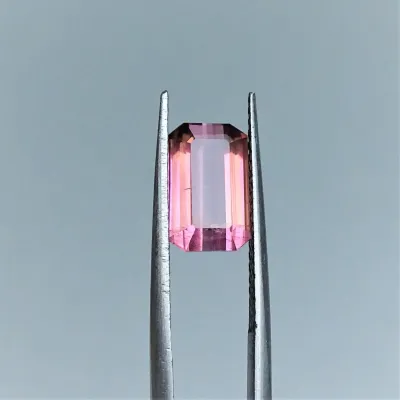 Turmalín přírodní rubelit 3,55ct, Brazil