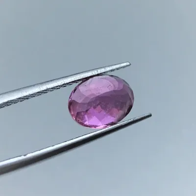 Turmalín přírodní rubelit 3,16ct, Brazilie