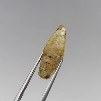 Safír surový krystal 16,87ct Srí Lanka