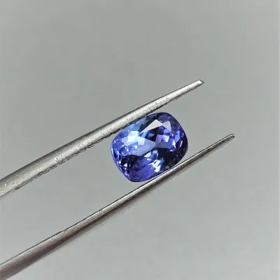 Tanzanit broušený 2,05ct, certifikát, Tanzánie