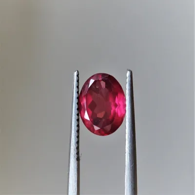 Granát - RHODOLIT - 1,77 ct