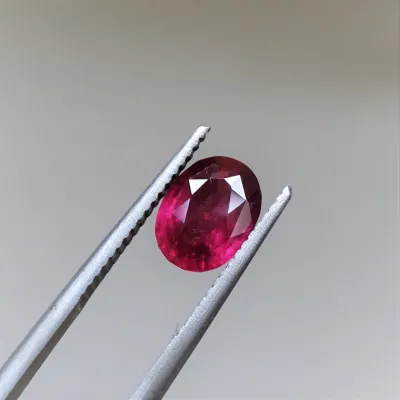 Granát - RHODOLIT - 2,08 ct