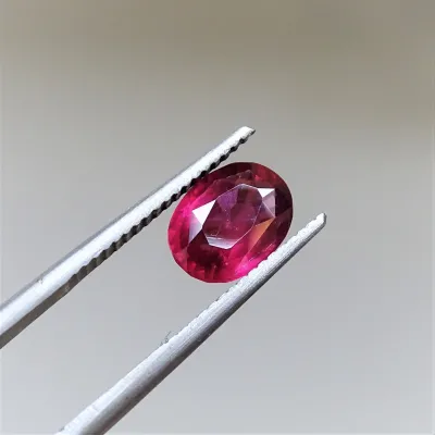 Granát - RHODOLIT - 2,08 ct