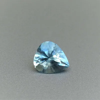 Akvamarín přírodní broušený 5,58ct, certifikát, Brazílie