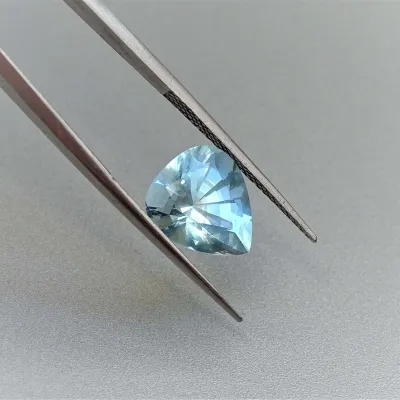 Akvamarín přírodní broušený 5,58ct, certifikát, Brazílie