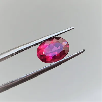 Turmalín přírodní rubelit 2,16ct, Brazil