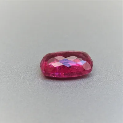 Turmalín přírodní rubelit 5,84ct, Brazil