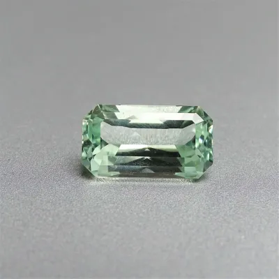 Hiddenit přírodní broušený 8,63ct, Afganistán