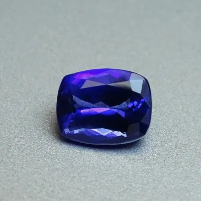 Tanzanit drahokam broušený 9,78ct, ČGL certifikát, Tanzánie