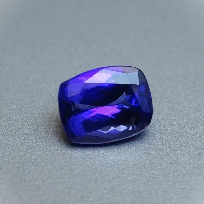 Tanzanit drahokam broušený 9,78ct, ČGL certifikát, Tanzánie