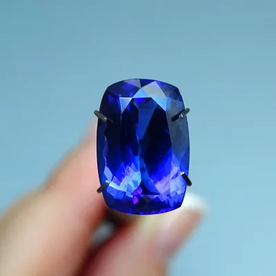 Tanzanit drahokam broušený 6,26ct, ČGL certifikát, Tanzánie Tanzanit drahokam broušený 6,26ct, ČGL certifikát, Tanzánie